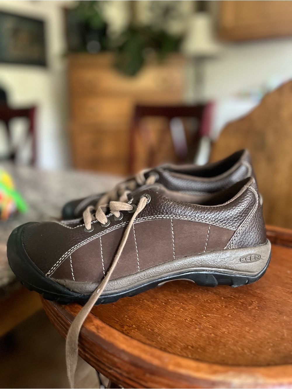 Keen Women’s Brown Leather Presidio Lace Up Shoes Size 8US